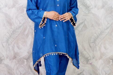 Women’s Royal Blue Embroidered Kurta Pant Set | Elegant Ethnic Wear